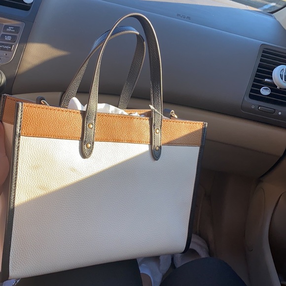 Coach bag never used - Picture 4 of 4